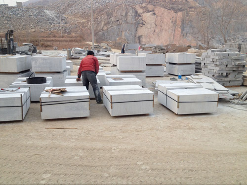 鲁灰石材的市场发展状况有哪些