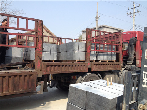 鲁灰花岗岩厂家发展应该品牌化